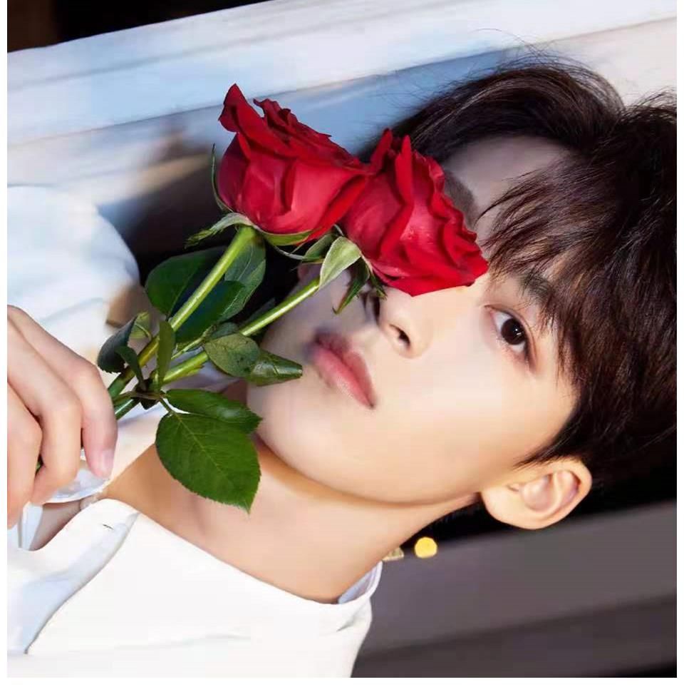 人氣偶像何洛洛：R1SE解散后，他的熱度和資源都“飛升”了