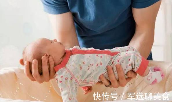 动作|别轻易对宝宝做这4个动作，小心伤到娃，多喜欢也不能做