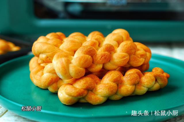 健康|不用油也能炸麻花这种做法不用油炸更健康,金黄酥脆越嚼越香