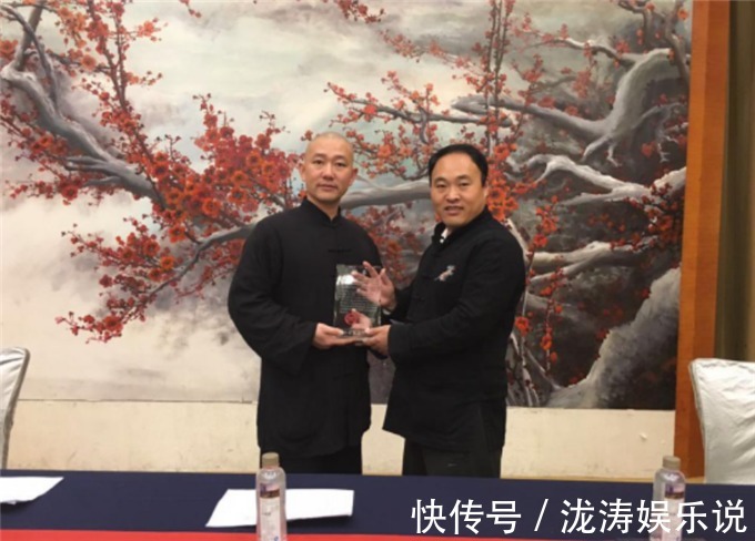 马云|马云卸任后，那个曾为他挡子弹的保镖，失去百万年薪后现状如何