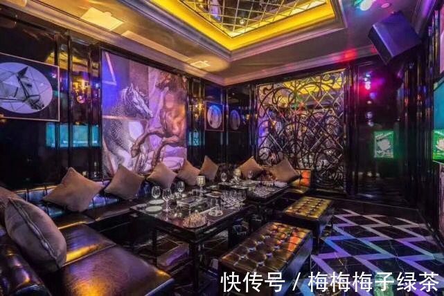 包厢|KTV老板：9人带着电烤锅，包厢里吃起了烤肉，实体生意真难做
