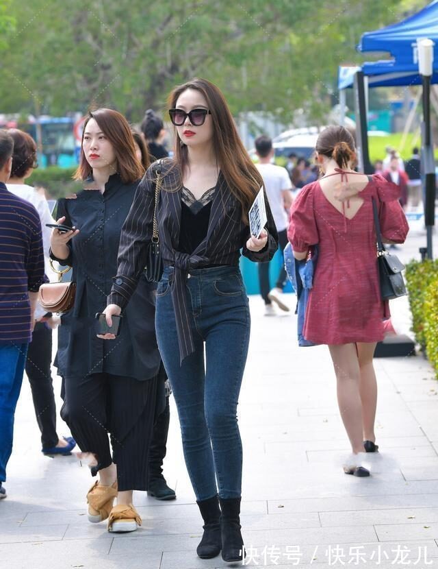 女生 打底裤用心穿搭,女生衣柜里必不可少的时尚单品,令人难以拒绝