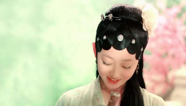  让人|同是饶雪漫选中的书模，前三位红遍大江南北，只有她无人问津