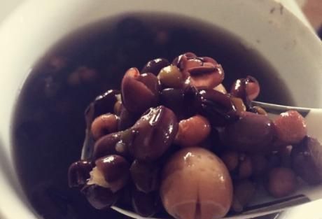 初春,早餐要多吃的食材,煮成粥祛湿降春燥,我家隔三差五吃