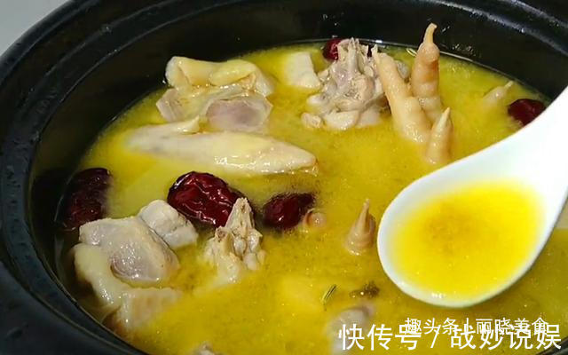 鸡肉|炖鸡汤，切记“三放”“三不放”的小窍门，汤鲜味美，好喝无腥味