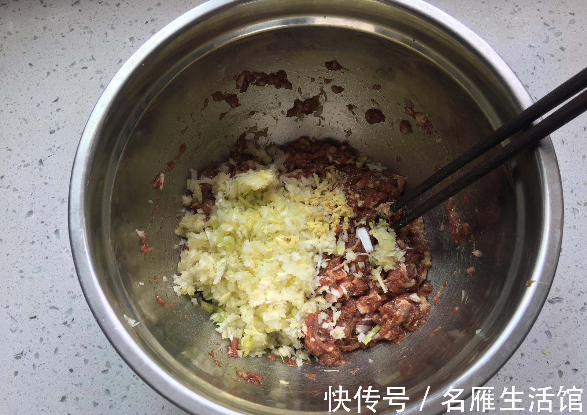 这样做出来的千层饼看着就馋,层层分明,太好吃了