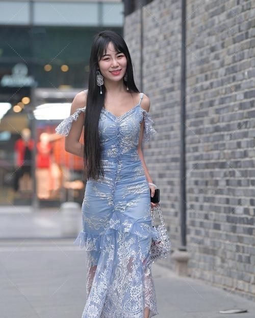 旗袍 波浪连衣裙在夏季看这就清爽，加入旗袍元素，穿搭时尚并非空穴来风