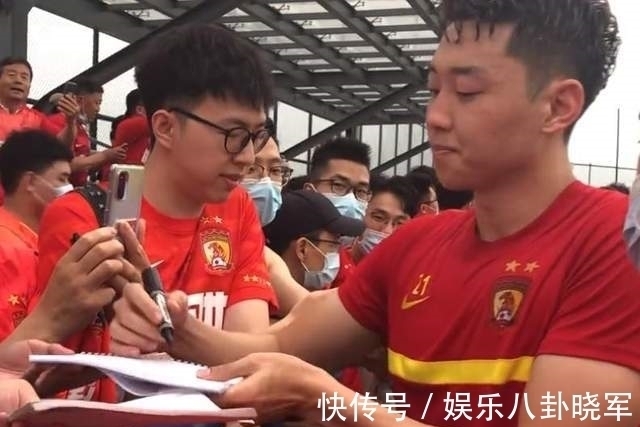 中后卫|国足有望迎来中后卫新搭档:蒋光太与26岁年轻国脚坐镇中路!