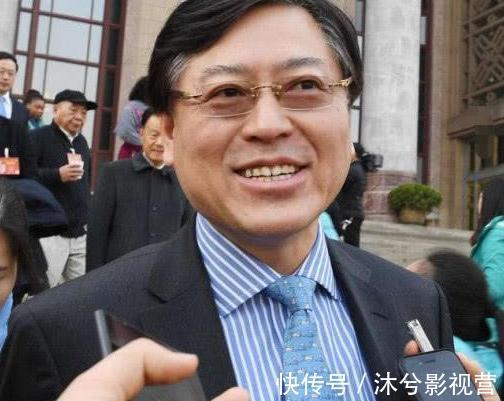 杨元庆|柳传志被网友“吐口水”！杨元庆却得到了新称号，网友：太贴切！