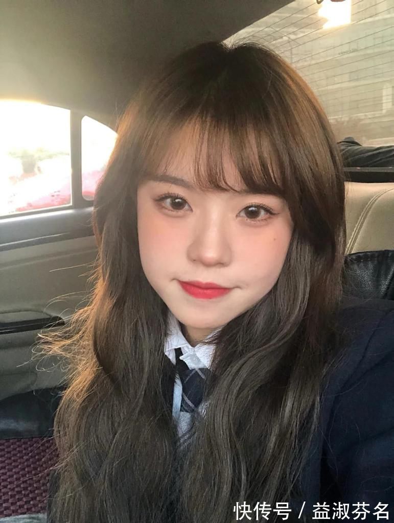 烫发|2021最新流行的几款发型!建议你们最好不要做,因为太显脸小