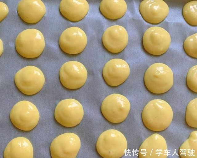 不加牛奶,不用一滴油,教你做鸡蛋小饼干,小孩子爱吃还不腻