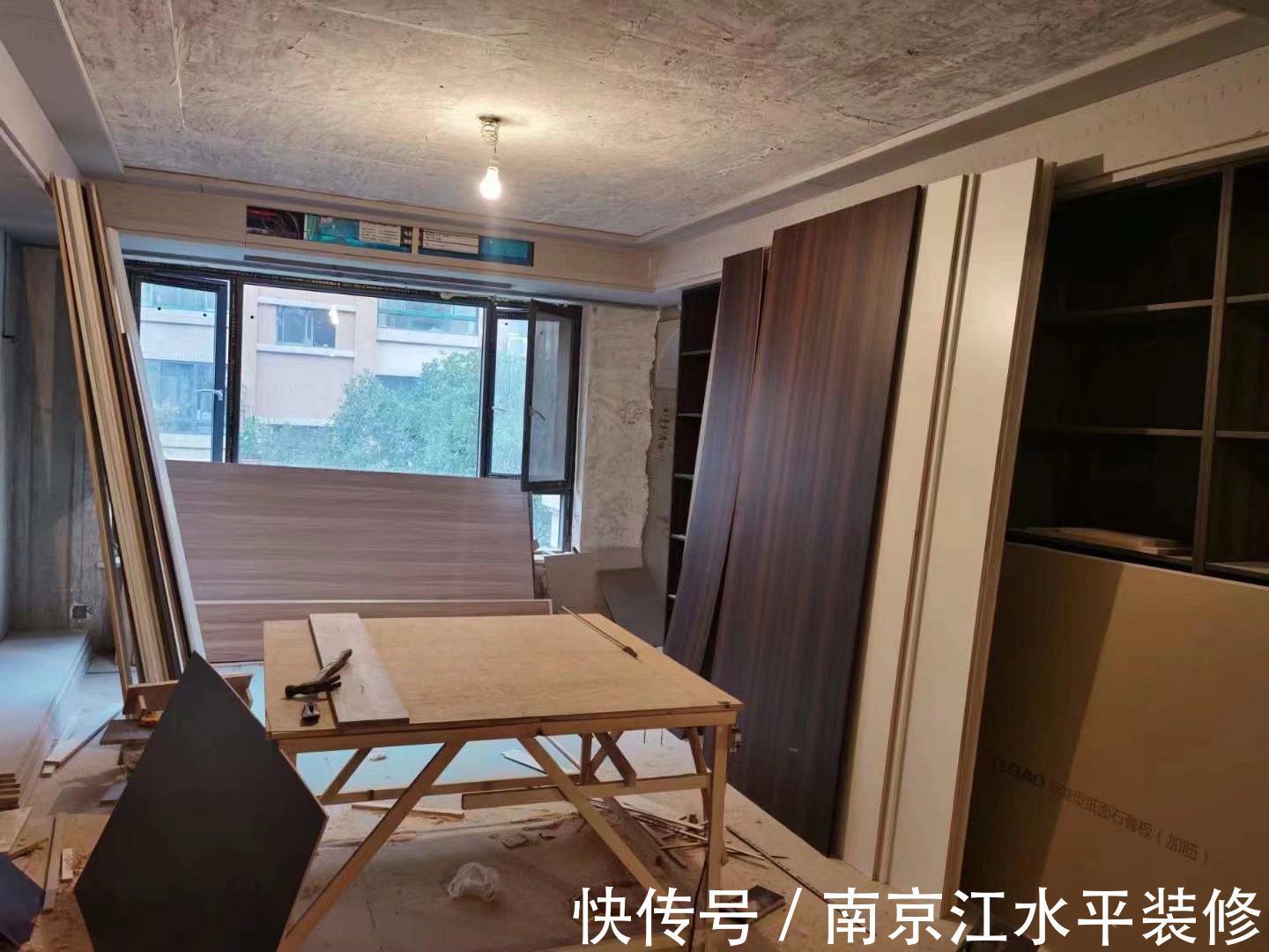 板材|南京新房装修,木工做家具和成品家具哪个好?这些对比到了吗?