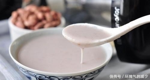 发育|早餐,每天给孩子喝它,促进大脑发育,增强记忆力,比喝牛奶还好