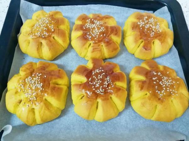 超美味的南瓜面包,粗粮烘培有营养,在家自己就能做