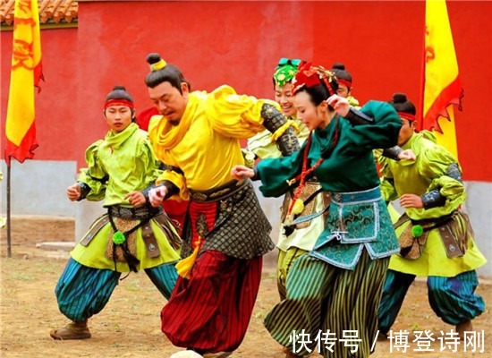 宋朝|从宋朝的“圆社”谈起,浅论宋朝火热的蹴鞠文化