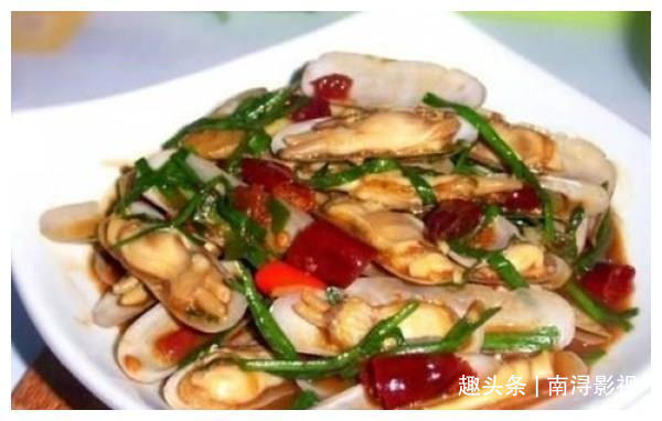 24道鲜香菜肴分享，下酒下饭真实惠，热乎乎的家人吃的很舒心