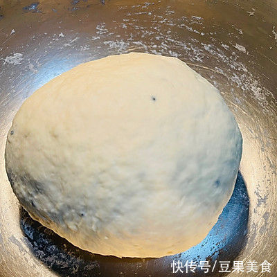 #金龙鱼精英100%烘焙大师赛-爱好组-高筋#芝士椰蓉面包