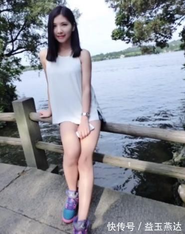 妹子|中国妹子拿下比基尼冠军,只用三个月,还用手臂夹碎苹果