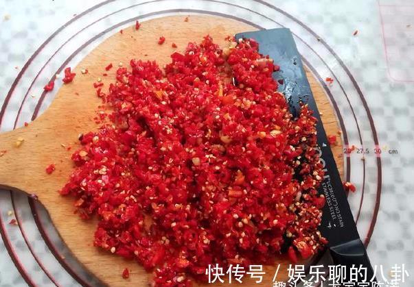 红辣椒|辣椒酱做出来不好吃？跟我学做辣椒酱，配方公开，比买的还好吃