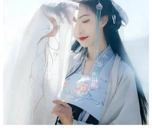 汉服|韩国网友又来“抢文化”？汉服不是韩服，两者区别真的是很大！