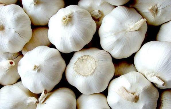 牛鞭|大蒜和“它”一起泡，号称天然的“补肾王”，比牛鞭还管用