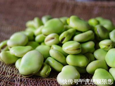 储存蚕豆时别只会焯水，多加一步，蚕豆不干不硬，色泽鲜亮