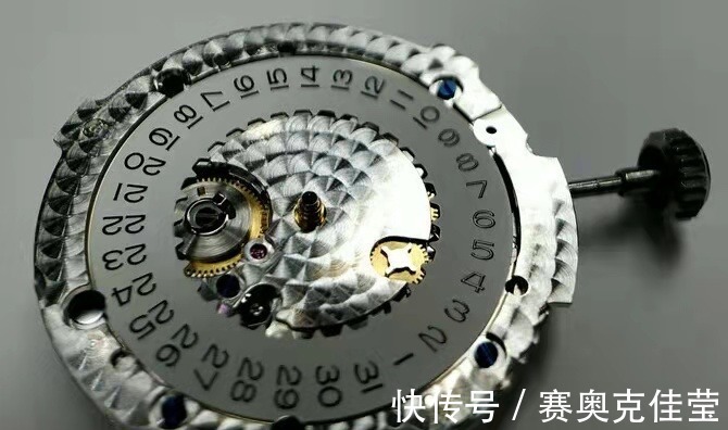 劳力士|手表也能拯救拖延症?精准走时,不给拖延找借口