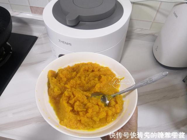 早餐这样做，有菜有蛋有主食，营养多味道香，一上午都不饿