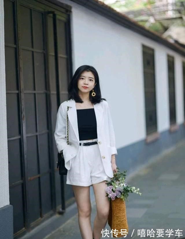 三木 四十岁女人别只穿黑色，试试这款“显贵色”，三木每套都值得借鉴！