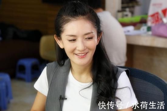 謝娜在央視只一期就被換掉,究竟發(fā)生了什么?官媒給出12字評(píng)價(jià)