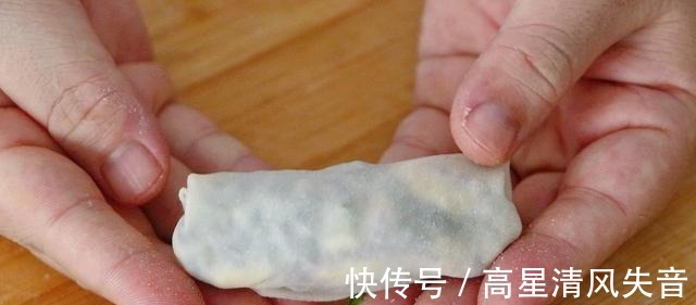 干面粉|4个鸡蛋1把韭菜，教你早餐新吃法，简单快速营养，比韭菜盒子还香！