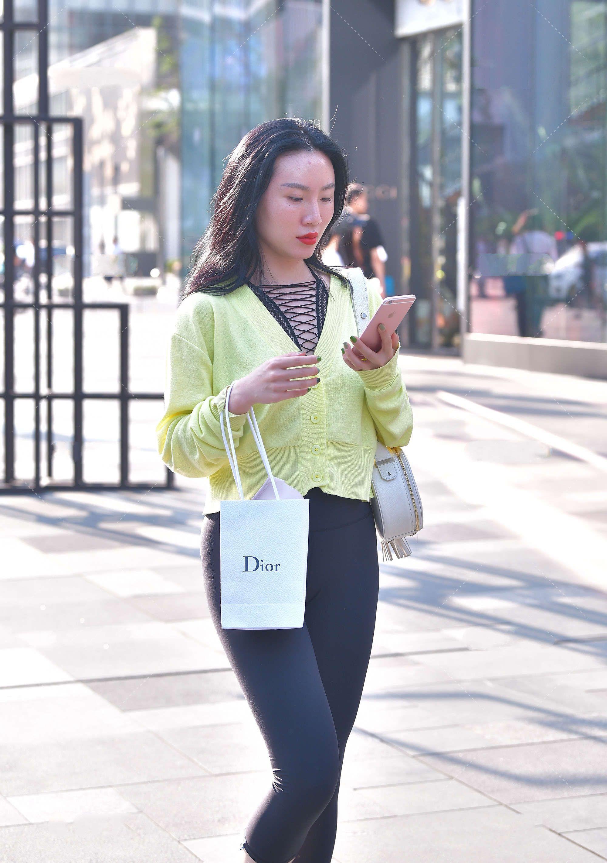 妖娆|运动健身穿搭的时尚新潮流，健时髦性感，妖娆迷人