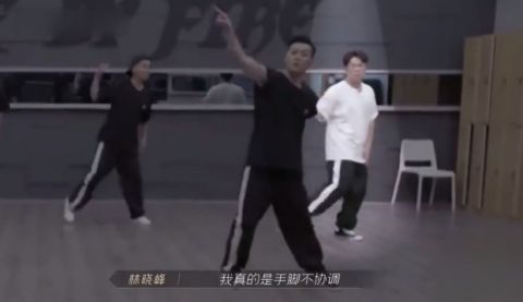 谢天华|《披荆斩棘的哥哥》“大湾区”爆笑不断，应采儿竟逼陈小春做这件事？