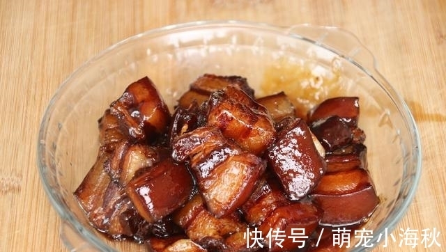 用水|炒糖色时,到底用油还是用水?搞错的人很多,难怪炒出来有苦味