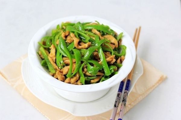 几分钟就上桌的下饭肉菜，不油腻又长不胖