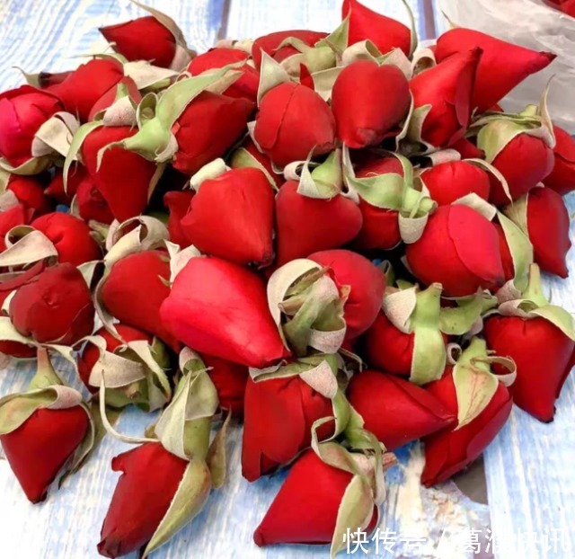 排毒|玫瑰花加一把它,每周吃一些,排毒淡斑,肌肤像冻龄,体重不过百