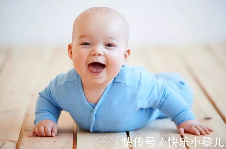 孩子|宝宝在周岁前,大运动发育会经历“分水岭”,家长要提前做好准备