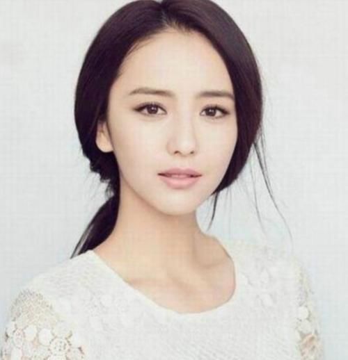 学生党自毁鼻型的3个特征,鼻子会变得越来越难看,难怪颜值一落千丈