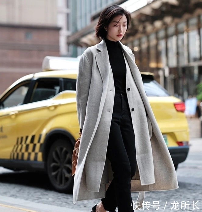 阔腿裤 女人哪怕没有减肥压力,大衣下面也别总配阔腿裤,这样搭更显瘦