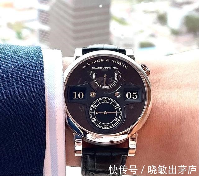 百达翡丽 「钟表及球鞋」网上专场为亚洲首场「Luxury Edit」巡礼掀起序幕!