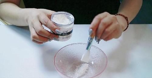 10种在家里就能做的自制面膜(上期)