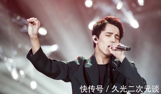 因《我是歌手》一战成名的迪玛希，现在哪儿去了？