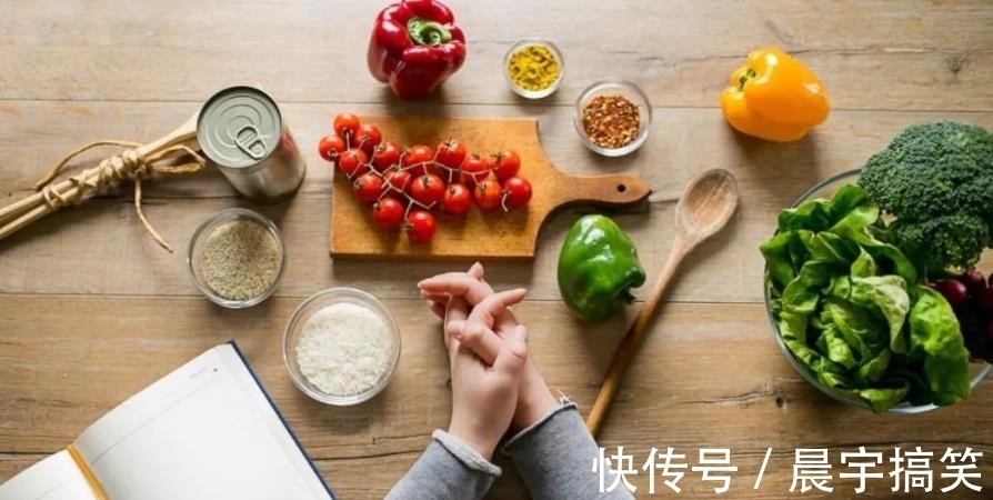 碳水化合物|不吃米饭后,体重为什么会降得非常快?听听医生怎么说