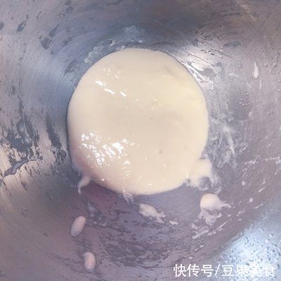 波兰种火龙果蔓越莓乳酪欧包