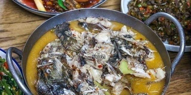 请亲戚来家里吃饭,我做了8菜1汤,有2道菜9成人都没吃过