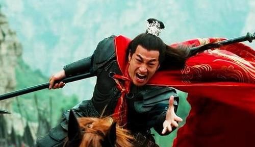 丧命|三国正史中的单挑：吕布名不虚传，马超差点丧命，关羽没上榜