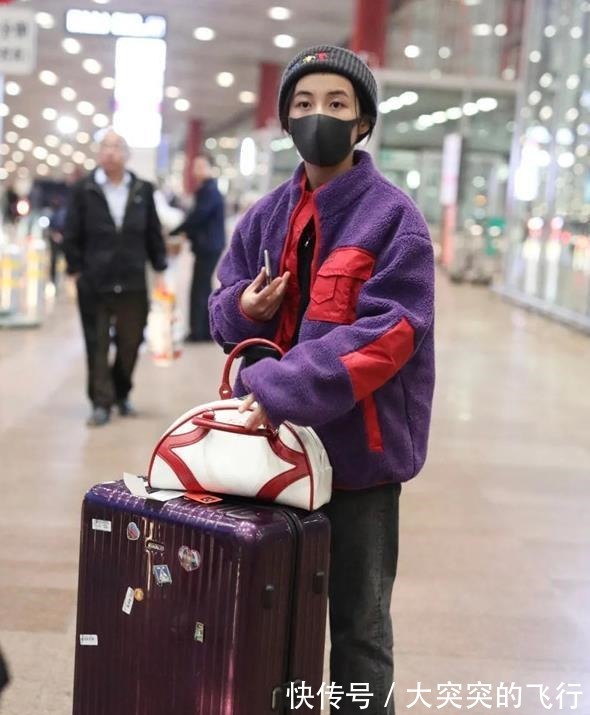 穿搭 秋冬必备的“摇粒绒外套”,今年流行这4种穿法,温暖又高级!