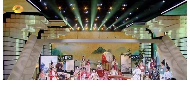 蔡文靜|《快樂(lè)大本營(yíng)》游戲難倒眾人，國(guó)風(fēng)音樂(lè)節(jié)變民樂(lè)課？