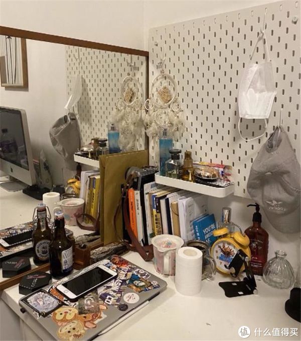 屋子|生活艺术家 篇三十二:买不起房的香港夫妻,住在9㎡的小屋里,他们却说:住出了幸福感