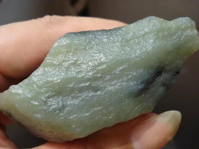 戈壁料与戈壁玉一字之差,却有天壤之别